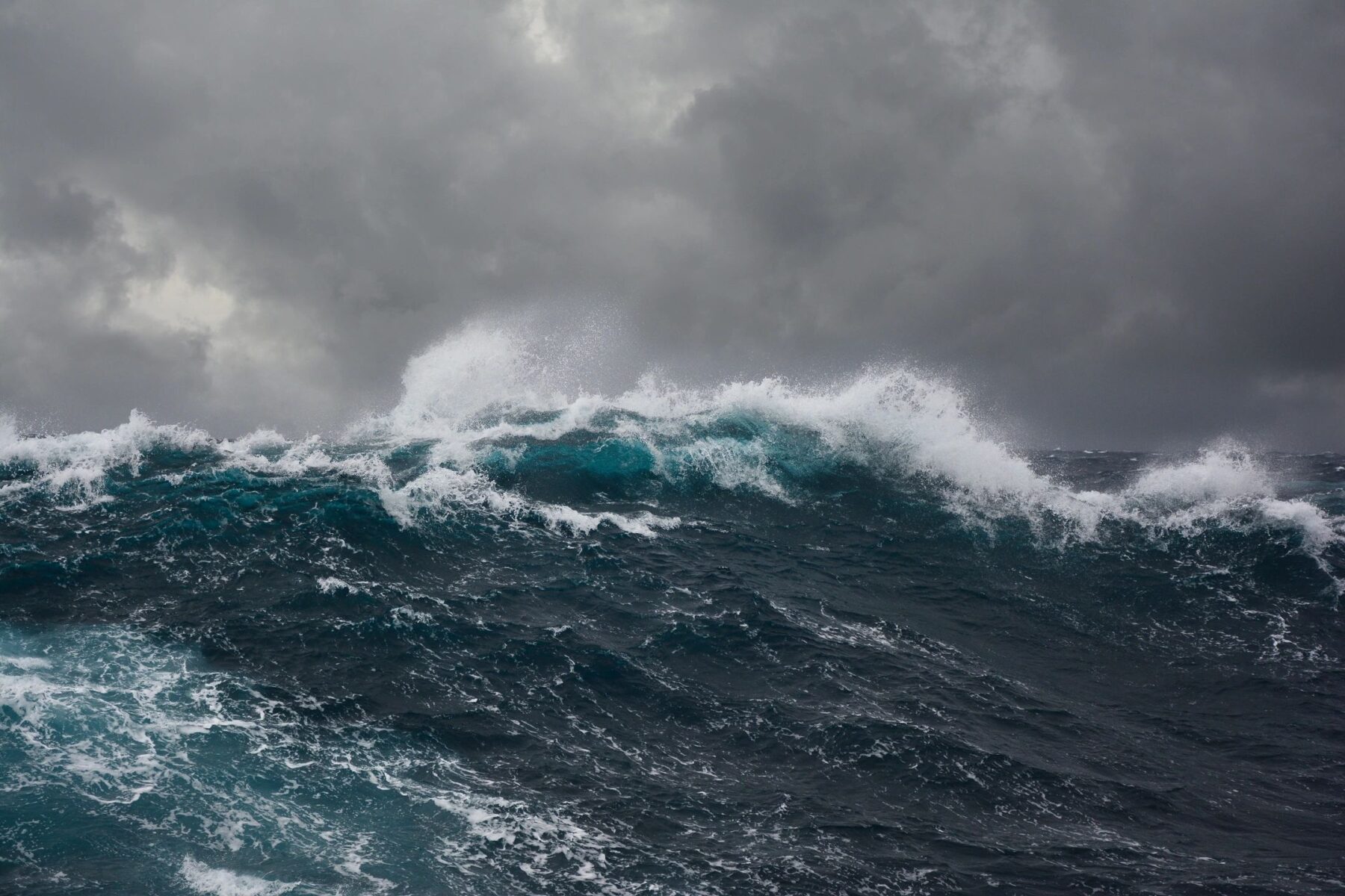 Crashing ocean waves
